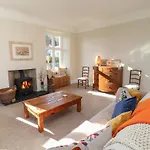 Apartment 2 Birkhead