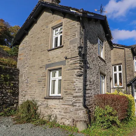 2 Birkhead Windermere