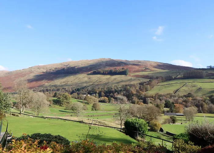 2 Birkhead * Windermere