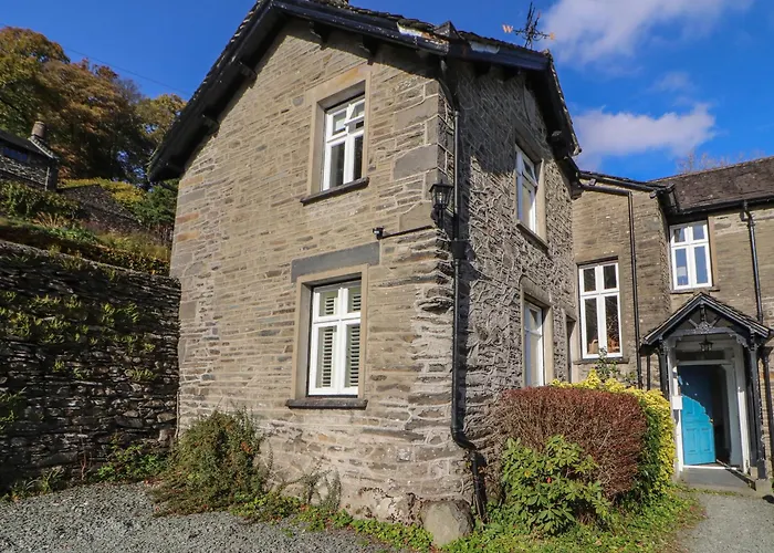 2 Birkhead Windermere